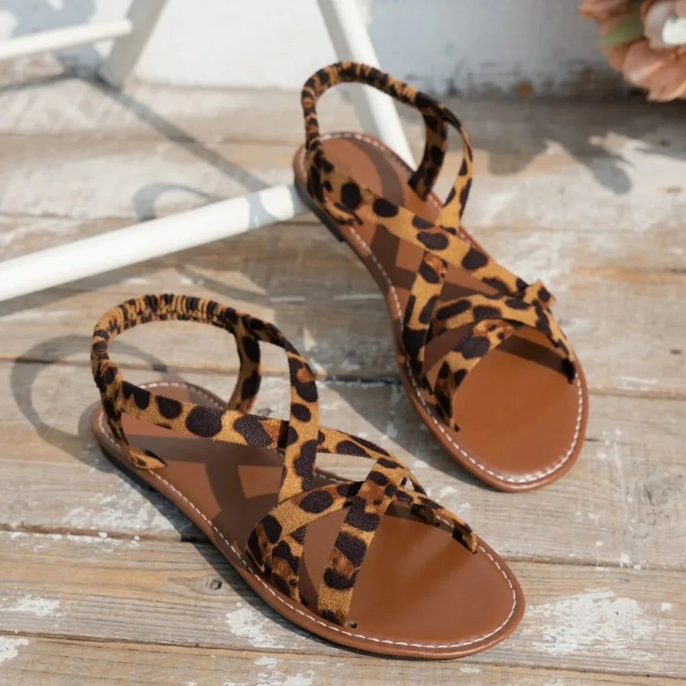 Sandalias planas de leopardo para mujer